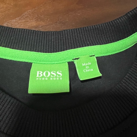 Hugo boss sweater - Picture 5 of 6